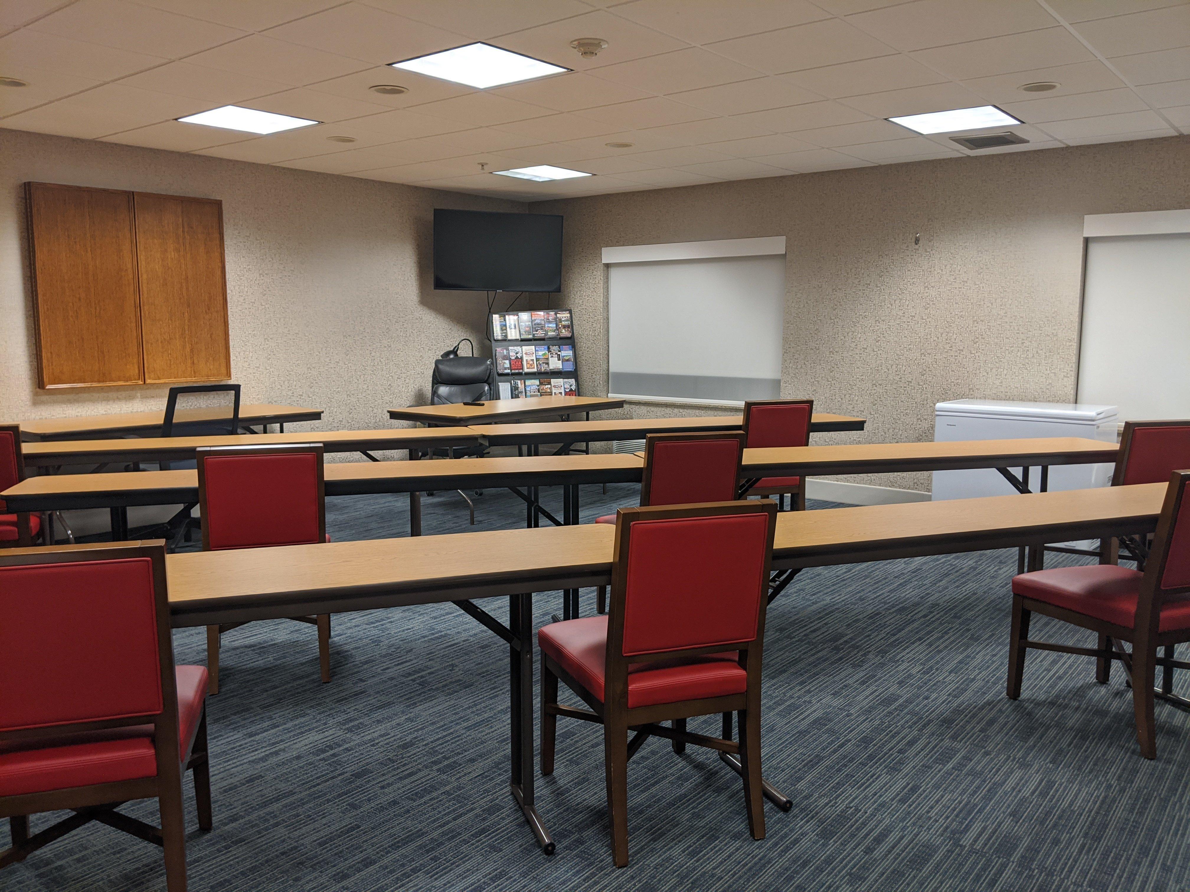 Holiday Inn Express Hotel & Suites Claypool Hill -Richlands Area By Ihg Pounding Mill Extérieur photo