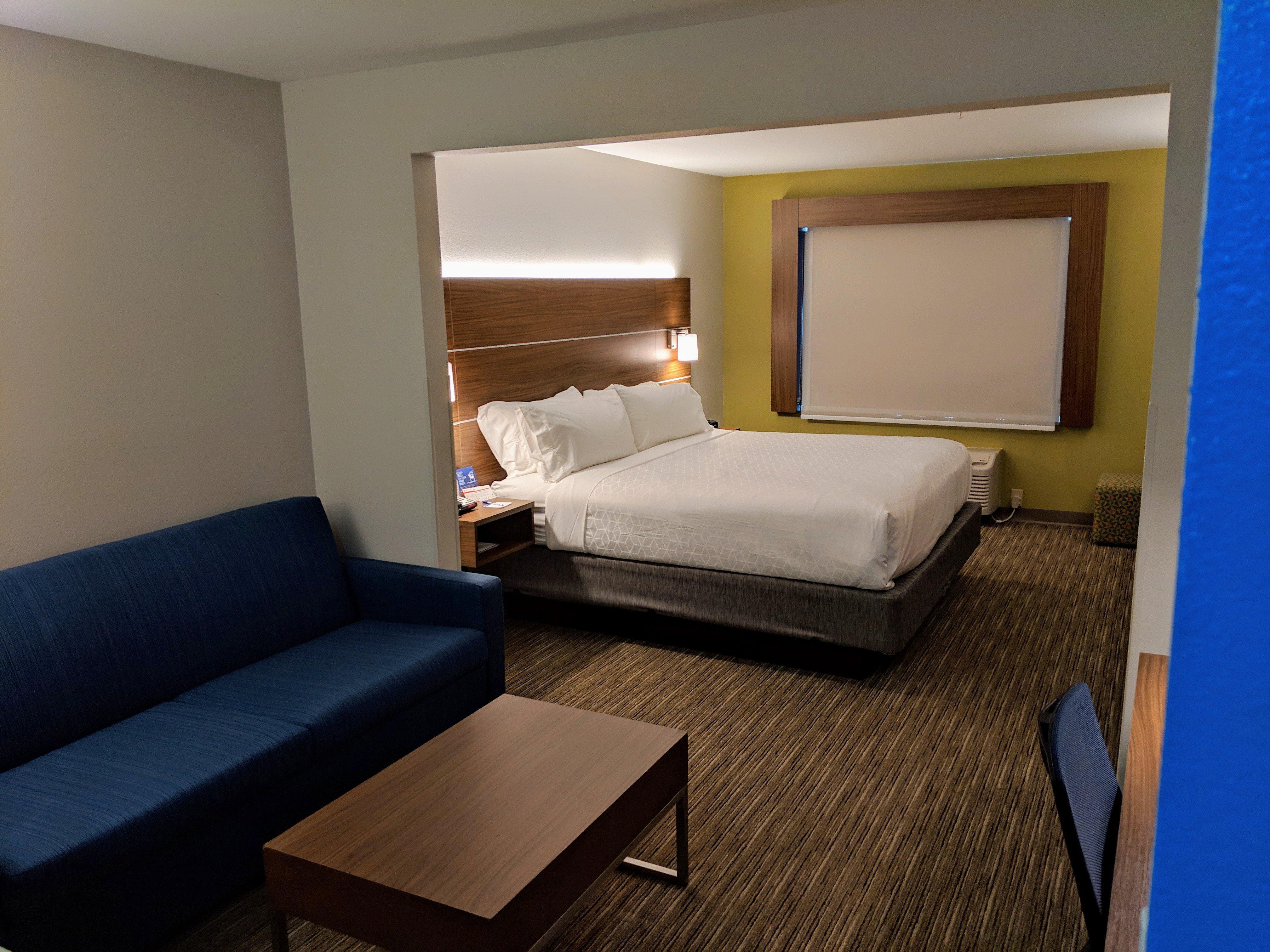 Holiday Inn Express Hotel & Suites Claypool Hill -Richlands Area By Ihg Pounding Mill Extérieur photo
