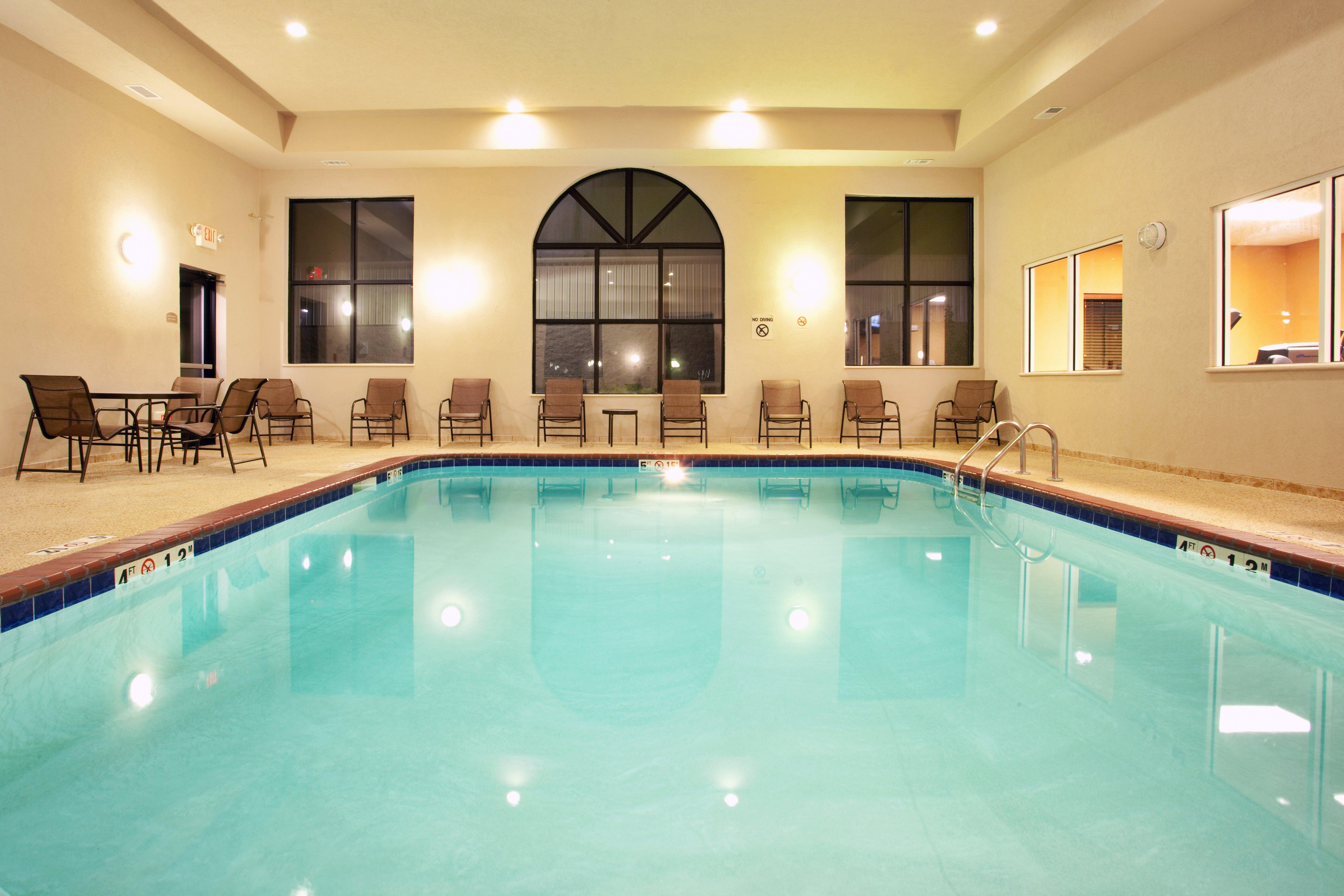 Holiday Inn Express Hotel & Suites Claypool Hill -Richlands Area By Ihg Pounding Mill Extérieur photo