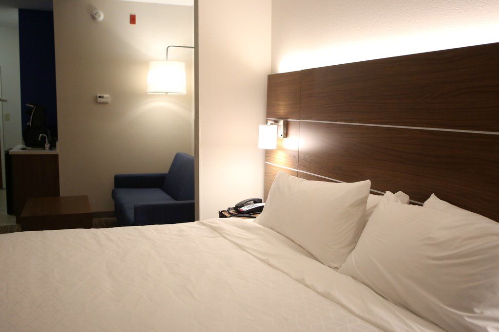 Holiday Inn Express Hotel & Suites Claypool Hill -Richlands Area By Ihg Pounding Mill Extérieur photo