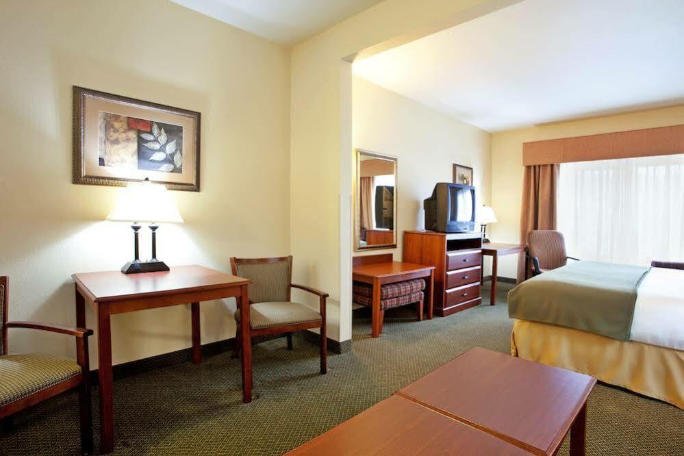 Holiday Inn Express Hotel & Suites Claypool Hill -Richlands Area By Ihg Pounding Mill Extérieur photo